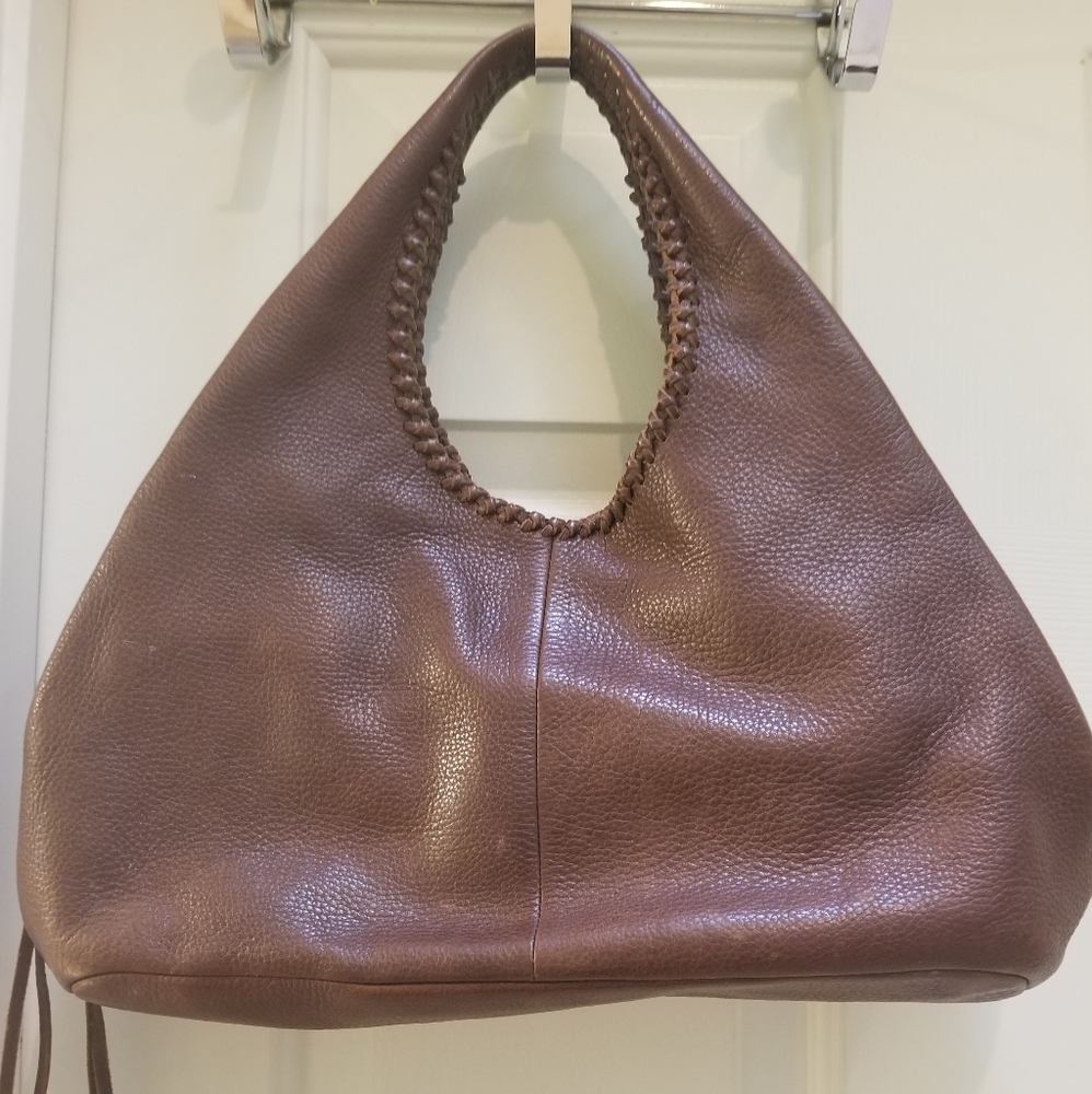 Gorgeous leather shoulder hobo bag